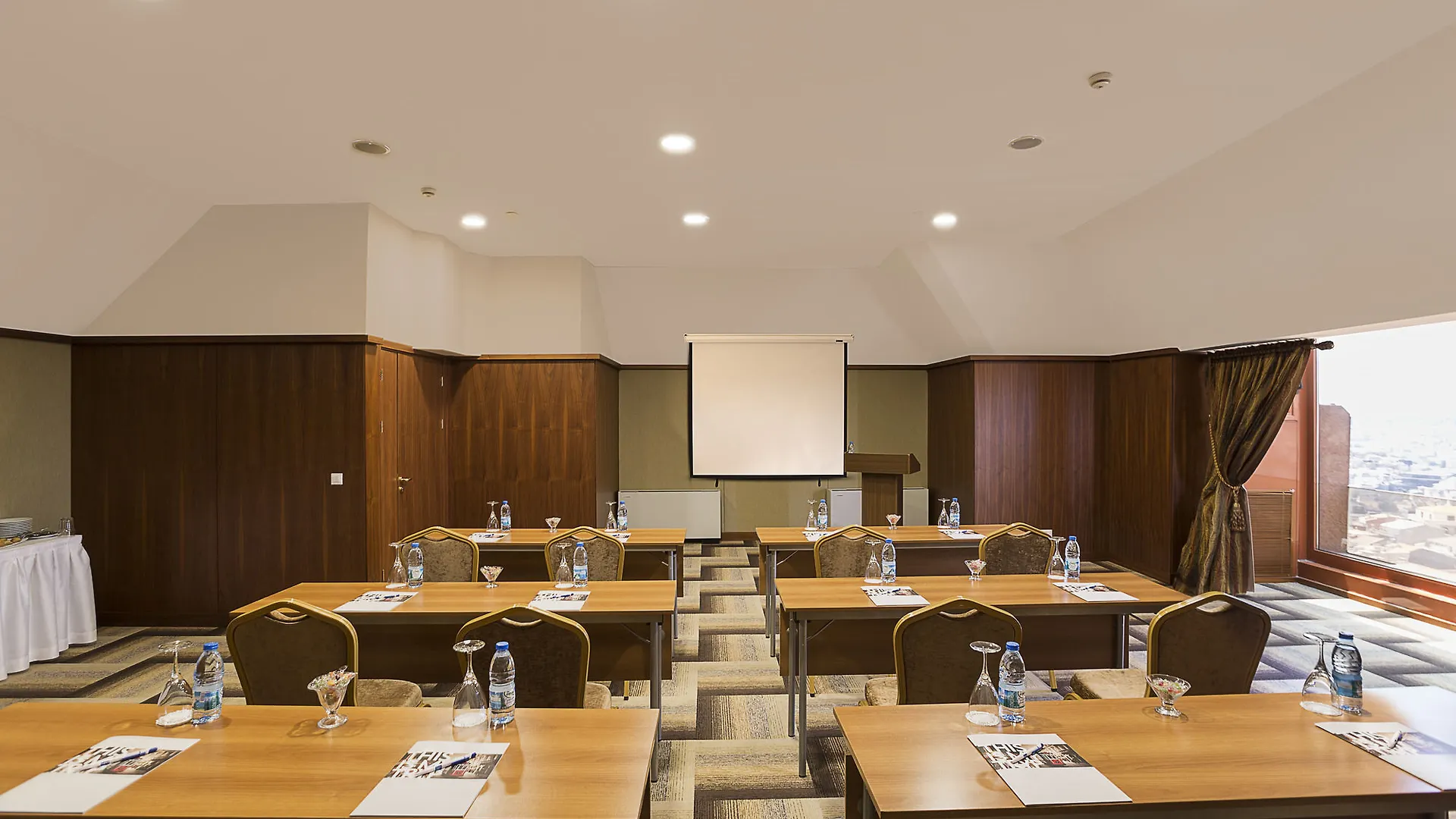 איסטמבול Taxim Express Bosphorus Hotel טורקיה